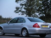 używany Mercedes E280 3dm 190KM 2006r. 307 000km