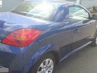 używany Opel Tigra 1.8dm 125KM 2004r. 113 000km