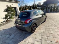 Używany Peugeot 208 68 KM (50 kW) 2014 Hatchback