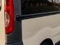 używany Opel Vivaro I 2.0CDTI Naviwewy sufit Max długi 9-osób klimatyzacj