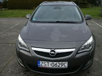 używany Opel Astra Oszczędny.Wyposażony. J (2009-2019)