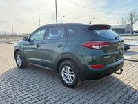 Używany Hyundai Tucson Style 136 KM (100 kW) 2017 Zielony ciemny SUV