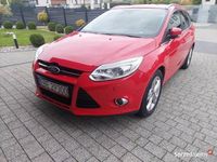 Używany Ford Focus Titanium 2013 Czerwony Sedan/Limuzyna