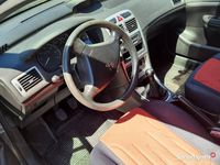 używany Peugeot 307 kombi 1.6 hdi do poprawek dymi na czarno