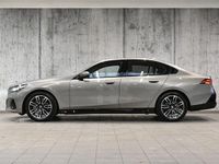 Używany BMW 520 Comfort Edition 190 KM (139 kW) 2025 Szary oxide metalizowany Sedan/Limuzyna