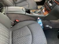 używany Mercedes E320 r6