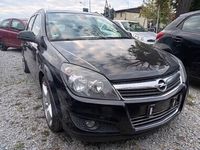 Używany Opel Astra Essentia 200 KM (147 kW) 2005 Niebieski Hatchback