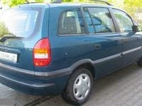 używany Opel Zafira 2dm 101KM 2001r. 198 000km