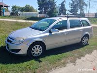 Używany Opel Astra 2008 Srebrny Sedan/Limuzyna