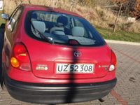 używany Toyota Corolla 1.6dm 110KM 2000r. 300 500km