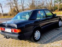 Używany Mercedes 190 1993 Fioletowy Sedan/Limuzyna