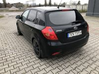 używany Kia Ceed 1.6dm 90KM 2007r. 220 000km