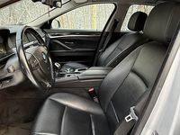 Używany BMW 520 2010 Srebrny Kombi