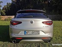 używany Alfa Romeo Stelvio Q4 280km mały przebieg