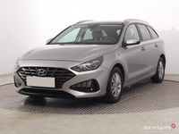 Używany Hyundai i30 120 KM (88 kW) 2022 Srebrny Kombi