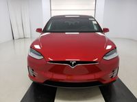 używany Tesla Model X 0dm 275KM 2020r. 35 000km