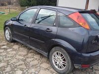 Używany Ford Focus 2000 Granatowy Hatchback