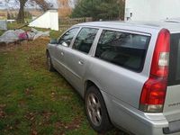 Używany Volvo V70 2004 Srebrny Kombi