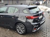 używany Lexus CT200h 