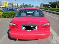 Używany Chevrolet Lanos 100 KM (73 kW) 2000 Czerwony Sedan/Limuzyna