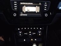 Używany VW Touran 2015 Brązowobeżowy Minivan