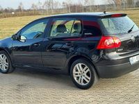używany VW Golf V 1.6dm 102KM 2007r. 190 132km