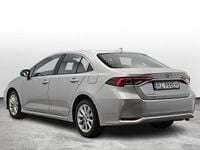 Używany Toyota Corolla Comfort 125 KM (91 kW) 2022 Srebrny Sedan/Limuzyna