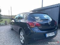 Używany Opel Astra 2010 Czarny Hatchback