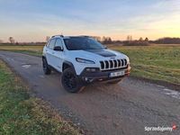 używany Jeep Cherokee trailhawk 3.2 4x4