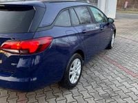 Używany Opel Astra 2017 Granatowy Kombi