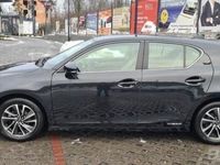 używany Lexus CT200h 