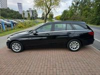 Używany Mercedes C200 136 KM (100 kW) 2016 Czarny Kombi