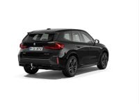 Używany BMW iX1 Luxury Line 150 kW (204 KM) 2023 Czarny szafir metalizowany SUV