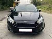 Używany Ford Focus 120 KM (88 kW) 2016 Czarny (metalik) Sedan/Limuzyna