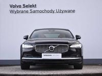 Używany Volvo S90 250 KM (183 kW) 2024 Czarny Sedan/Limuzyna