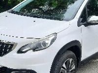 Używany Peugeot 2008 Allure 110 KM (80 kW) 2016 Biały SUV