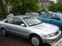 Używany Audi A4 1998 Srebrny Sedan/Limuzyna