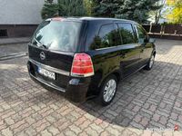 używany Opel Zafira 7 osobowy