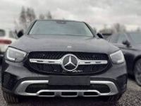 Używany Mercedes GLC200 197 KM (144 kW) 2022 Czarny SUV