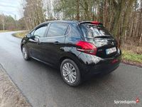 Używany Peugeot 208 Allure 2019 Czarny Hatchback