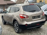 używany Nissan Qashqai 2dm 141KM 2012r. 147 000km