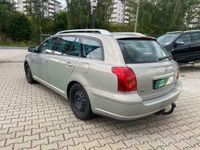 używany Toyota Avensis KOMBI Zadbany -Serwisowany