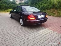 używany Mercedes E220 w211