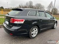 Używany Toyota Avensis 2010