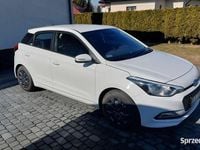 Używany Hyundai i20 2017 Biały Hatchback
