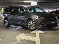 Używany Chrysler Pacifica Limited 291 KM (214 kW) 2023 Szary Minivan