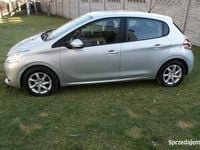 Używany Peugeot 208 2014 Srebrny Hatchback