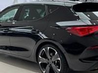 Używany Cupra Leon VZ 245 KM (180 kW) 2023 Czarny Hatchback
