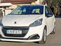 Używany Peugeot 208 2017 Biały Hatchback