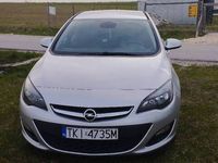 używany Opel Astra sedan